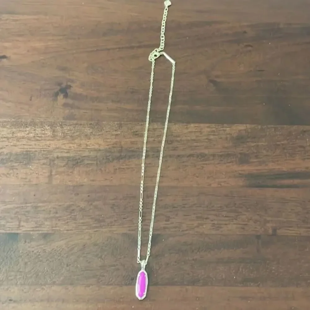 NWOT Kendra Scott Eva Magenta Frances Genuine Agate Pendant Necklace 14k Gold